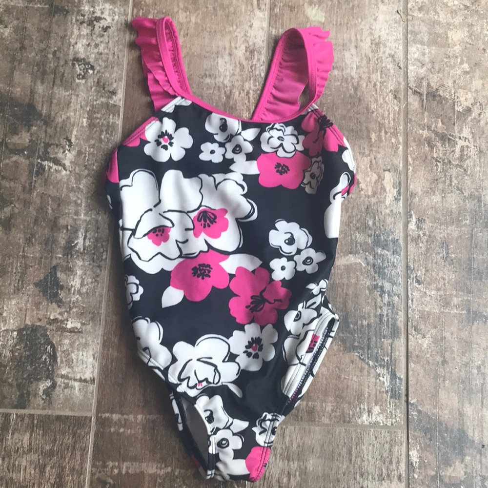EUC worn 2x, Gymboree little girls swimsuit.